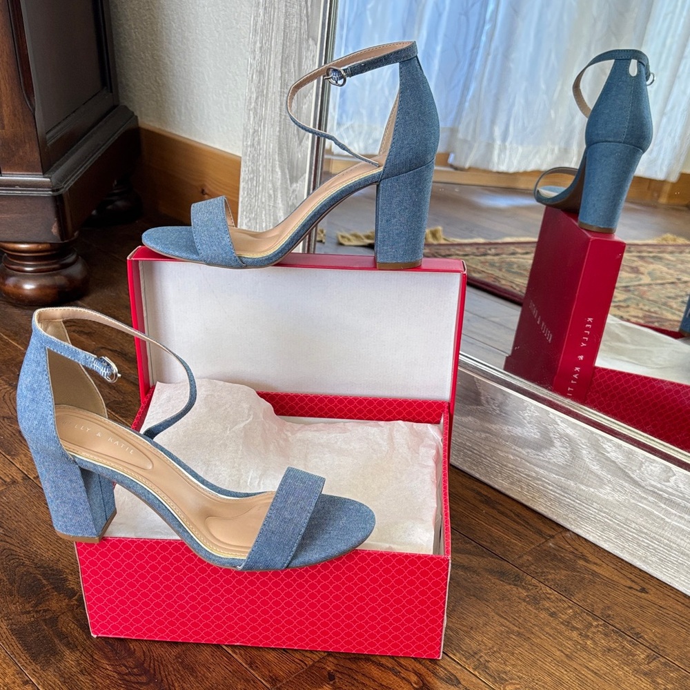 Kelly & Katie Lt Denim Fabric Hailee  Sandals